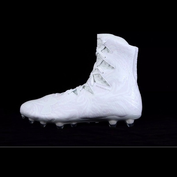 NEW with box under armour Highlight lux football cleats size 10